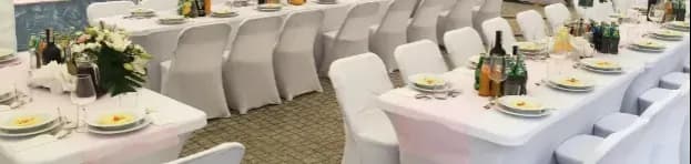 Jak rozłożyć stół cateringowy? Poradnik eksperta, by uniknąć awarii