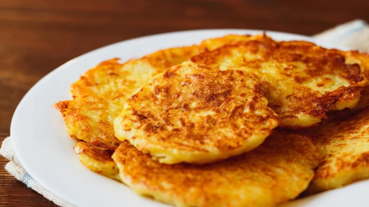 Chrupiące placki ziemniaczane: sekrety przechowywania i odgrzewania